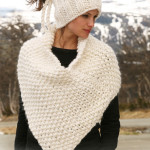 DROPS 116-22 Hat & Poncho by DROPS Design